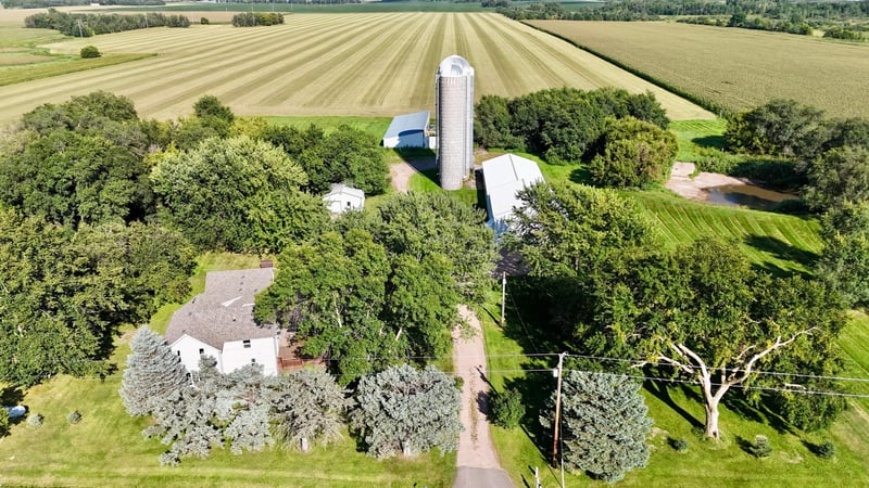 7792 Town Hall Rd NE, Sauk Rapids, MN 56379