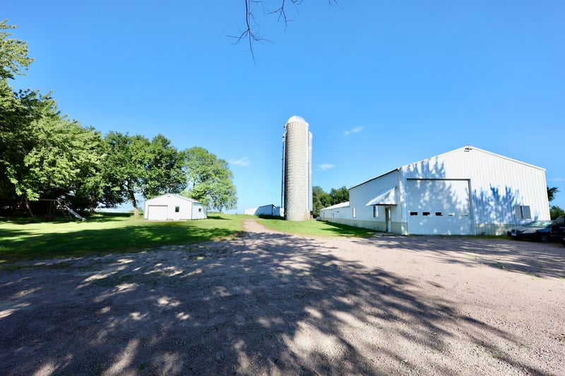 7792 Town Hall Rd NE, Sauk Rapids, MN 56379