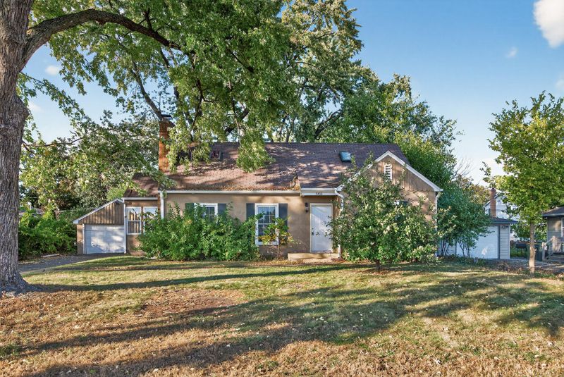 5416 51st Ave N, Crystal, MN 55429