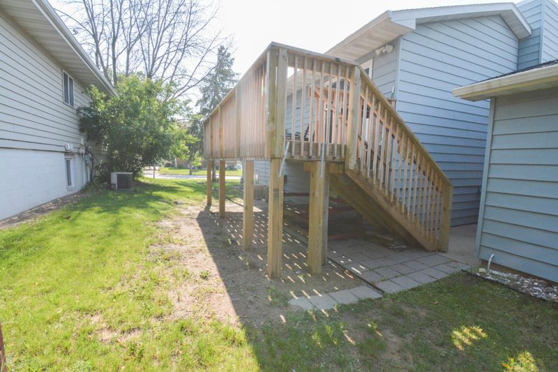 1407 41st St NW, Rochester, MN 55901