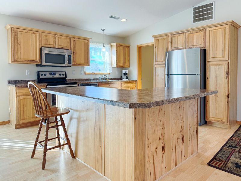 5348 Sullivan Dr NW, Bemidji, MN 56601