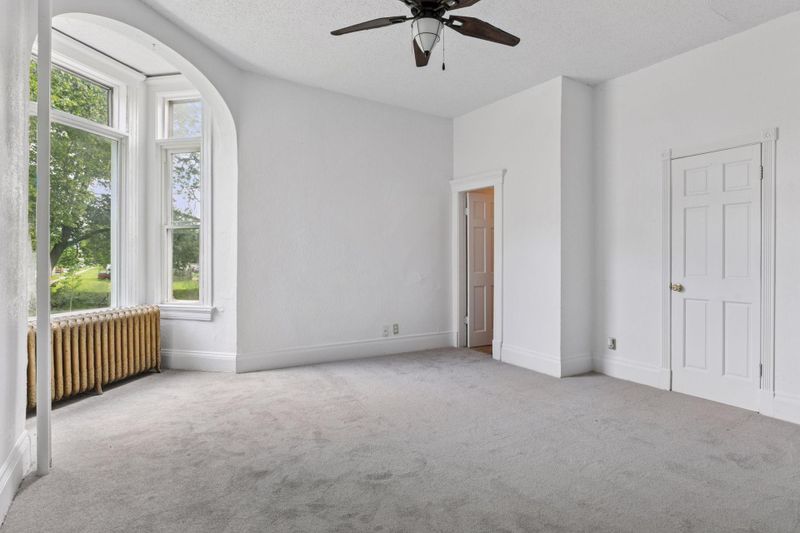 320 Fuller Ave, Saint Paul, MN 55103