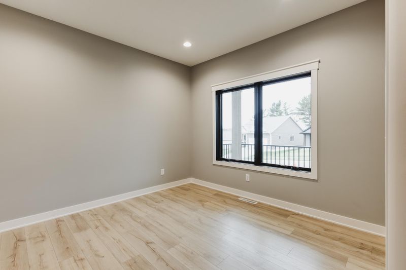 3265 Allison Ln NE, Rochester, MN 55906