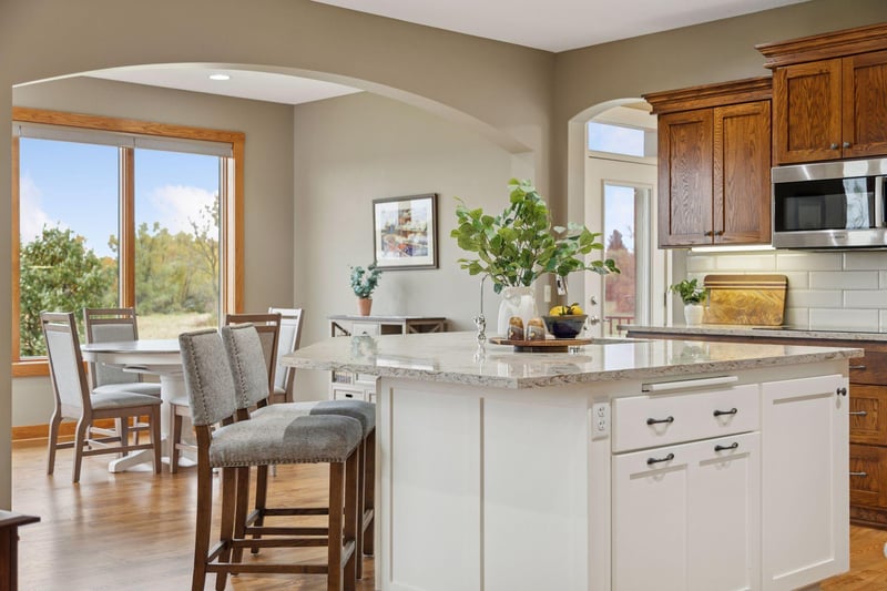 24700 Trail Haven Ln, Rogers, MN 55374