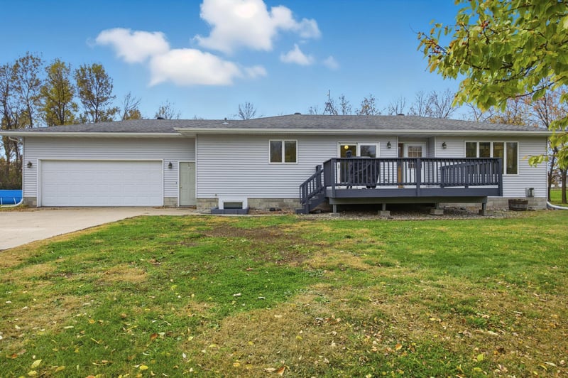11593 100th Ave S, Sabin, MN 56580