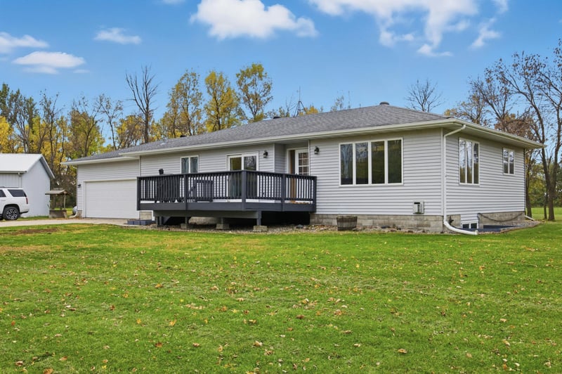 11593 100th Ave S, Sabin, MN 56580