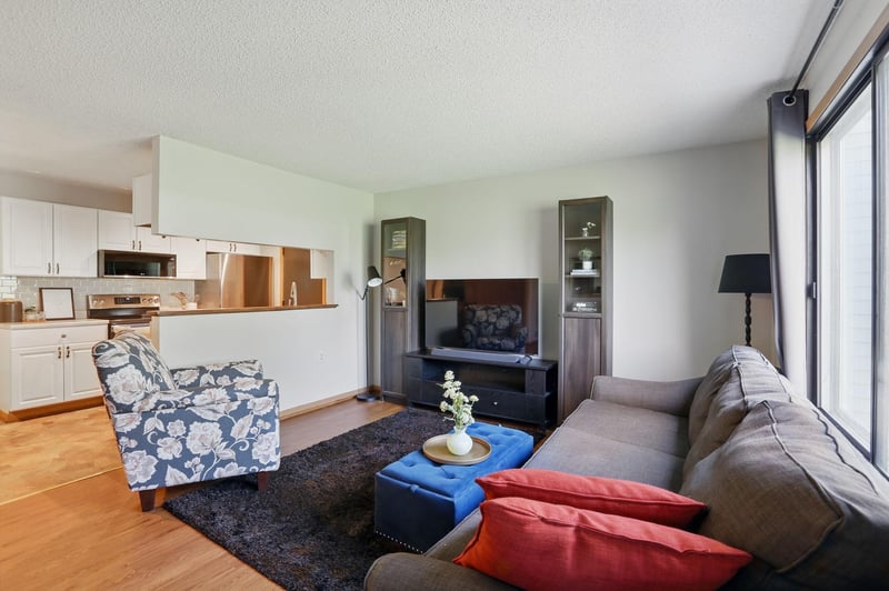 111 96th Ln NE, Blaine, MN 55434