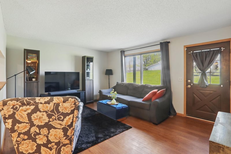 111 96th Ln NE, Blaine, MN 55434
