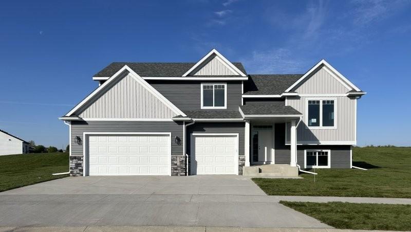 2103 6th Ave NE, Kasson, MN 55944