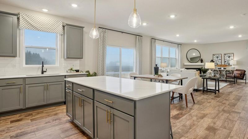23749 Ashbury Dr, Rogers, MN 55374
