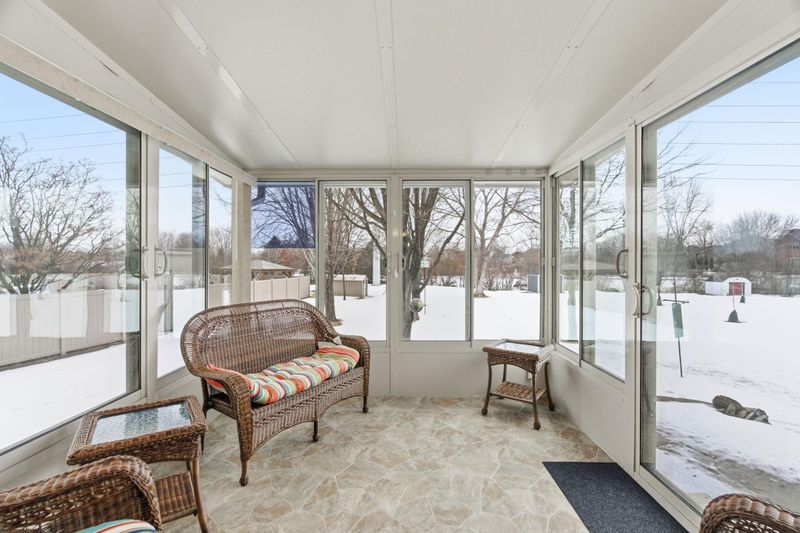9345 Washburn Ave N, Brooklyn Park, MN 55444