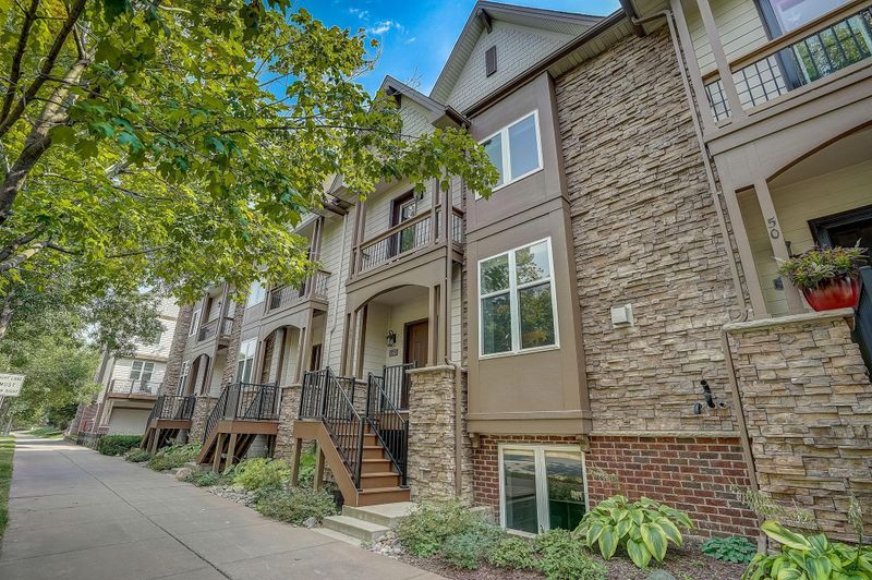 48 E 125th St, Burnsville, MN 55337