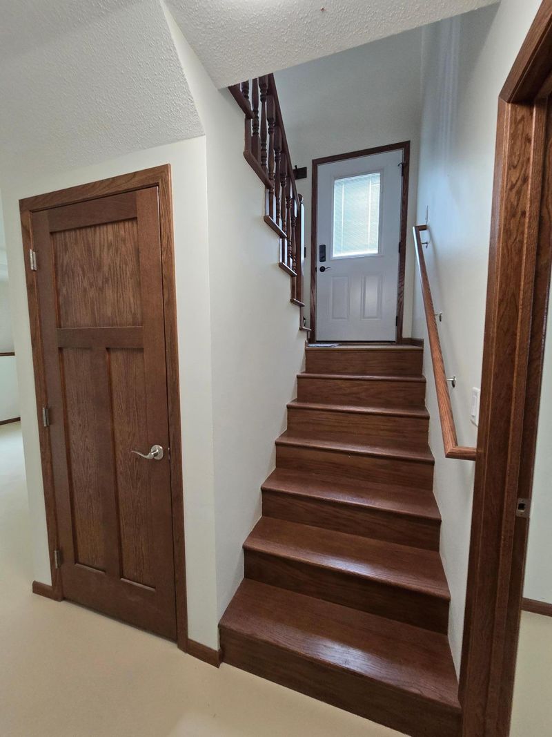 215 Manila St NE, Willmar, MN 56201