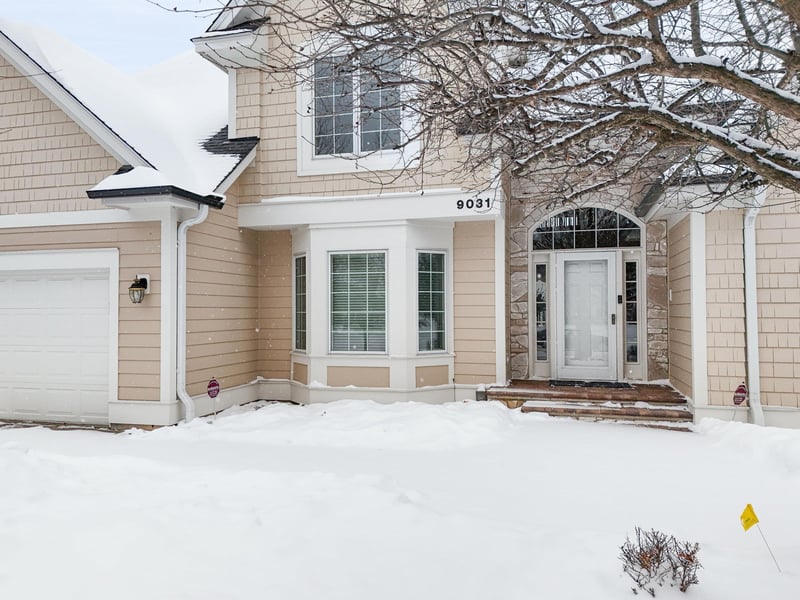 9031 Highview Ln, Woodbury, MN 55125