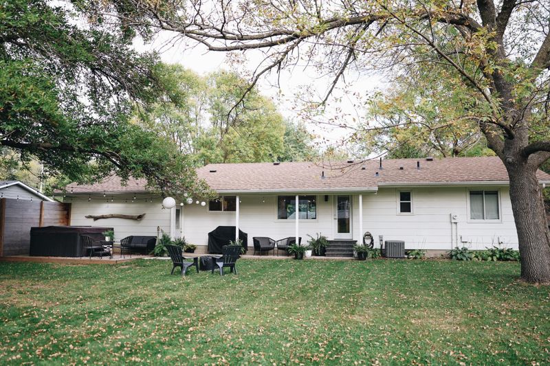 720 Lantha Ave SE, Cokato, MN 55321