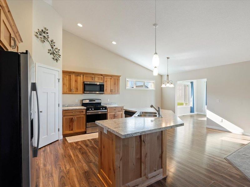 15123 Wild Ave, Brainerd, MN 56401
