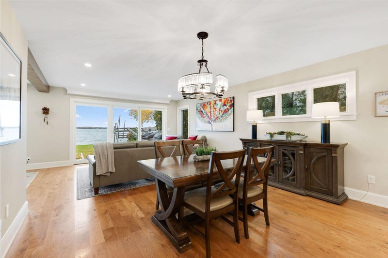 4286 Circle Rd, Excelsior, MN 55331