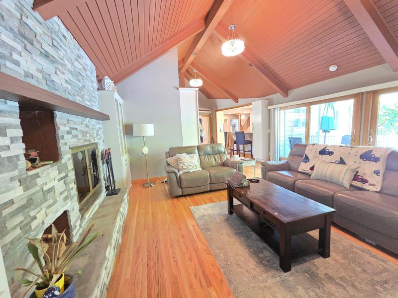 6353 Rolf Ave, Edina, MN 55439