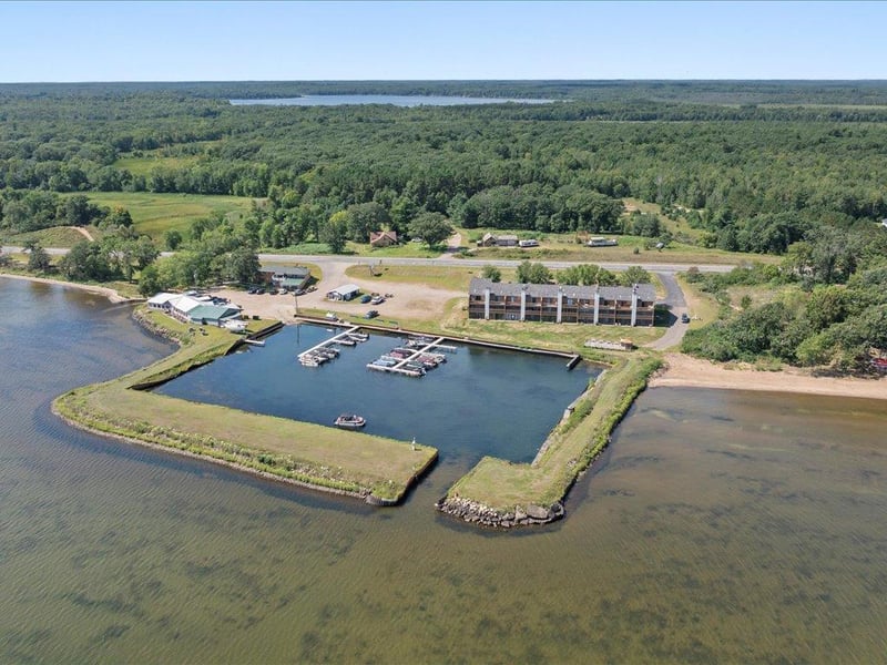 10490 Us Hwy 169 #301, Garrison, MN 56450
