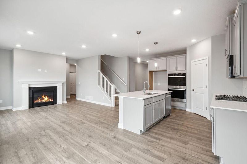 2494 Marsh View Ct, Shakopee, MN 55379
