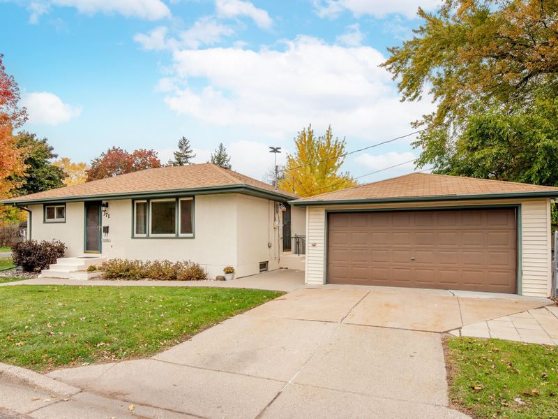 371 Orme St W, West Saint Paul, MN 55118