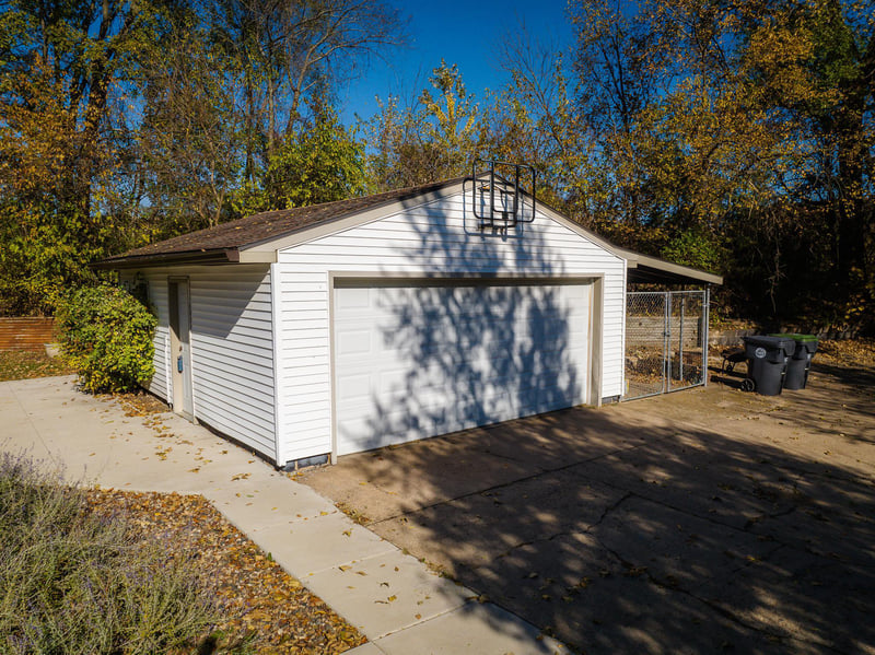 4303 Sunnyside Dr, La Crosse, WI 54601