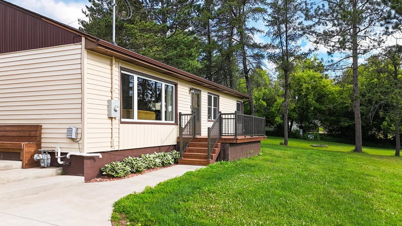 3943 Haines Rd, Hermantown, MN 55811