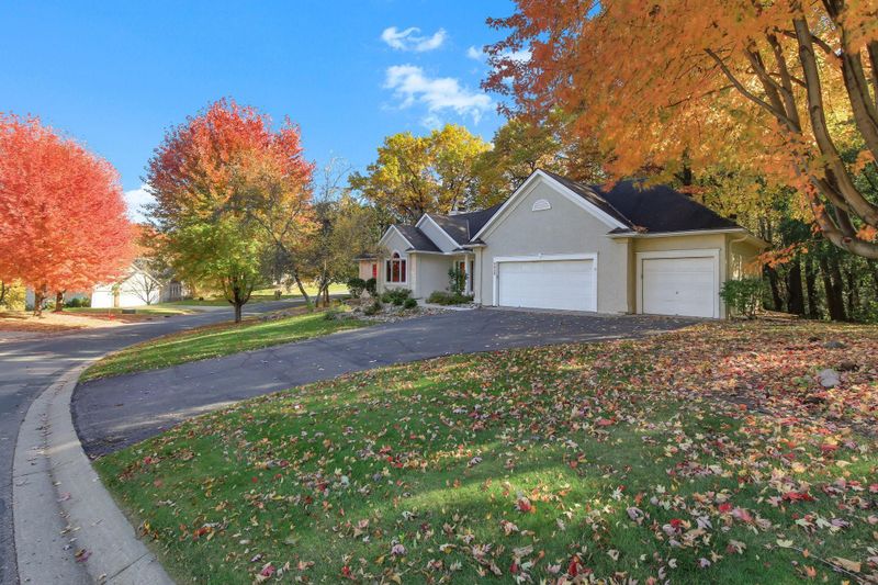 2026 Safari Heights Trl, Eagan, MN 55122