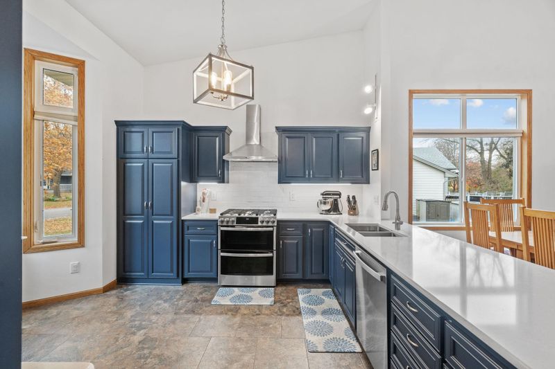 12795 95th Ave N, Maple Grove, MN 55369