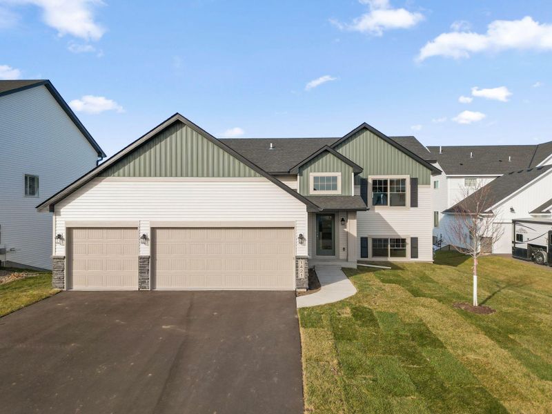 1421 142nd Ct E, Rosemount, MN 55068