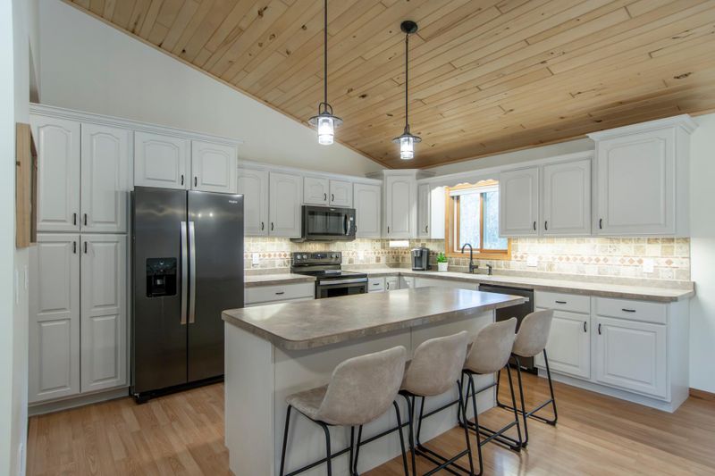 10660 Saint Mathias Rd, Brainerd, MN 56401