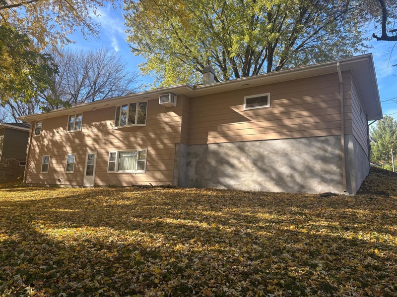 314 Shady Ln, Young America, MN 55397