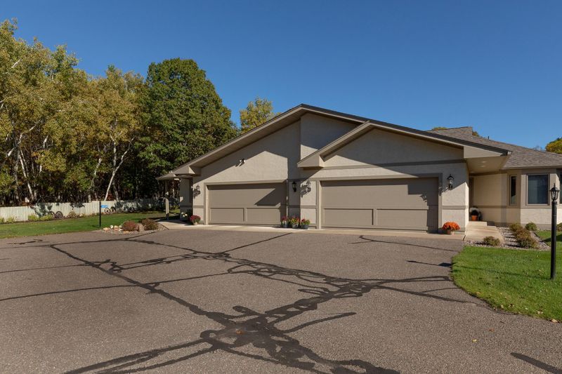 14746 Fairway Dr, Baxter, MN 56425