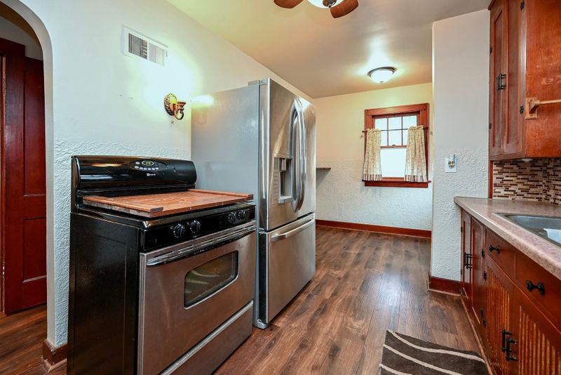 409 Sioux St, Winona, MN 55987