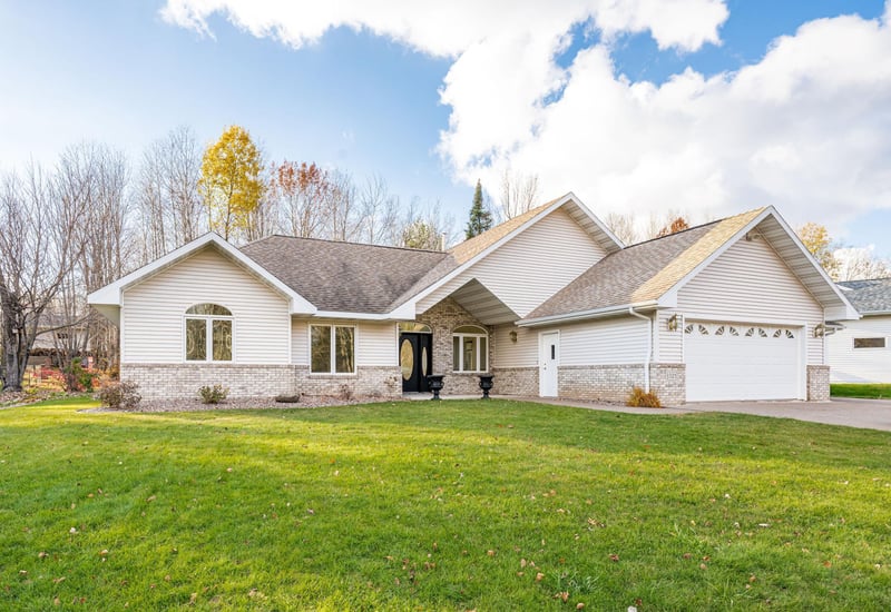 1325 22nd St, Cloquet, MN 55720