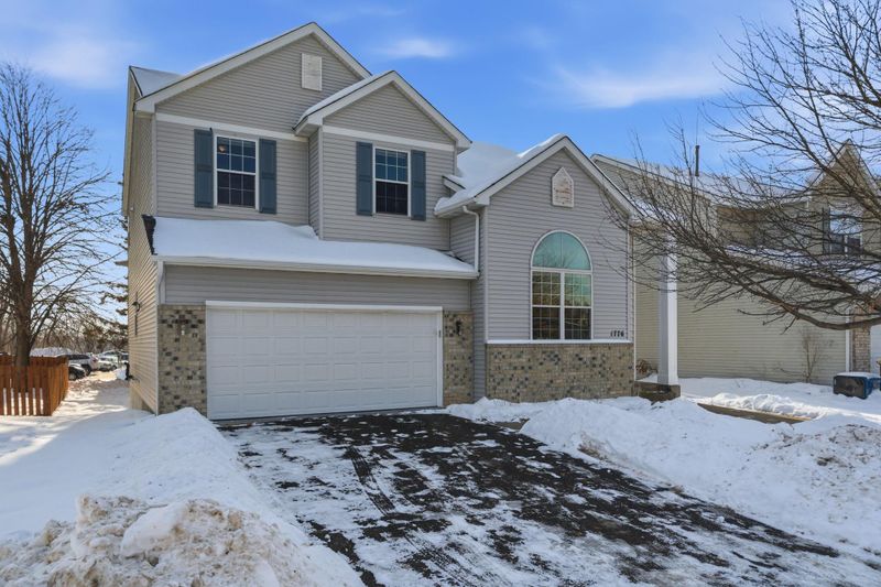 1776 Elm St, White Bear Lake, MN 55110