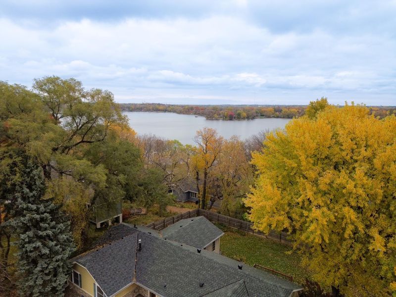 2452 Sunrise Dr, Little Canada, MN 55117