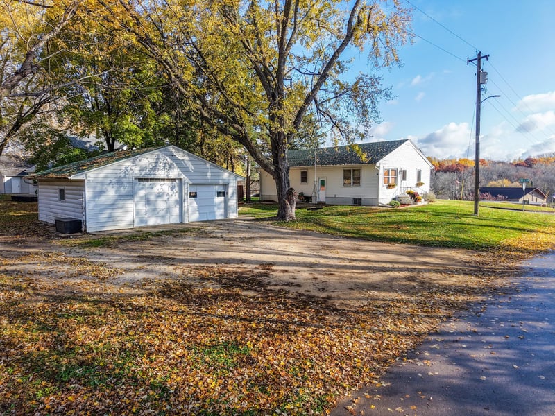 115 W Center St, Oronoco, MN 55960