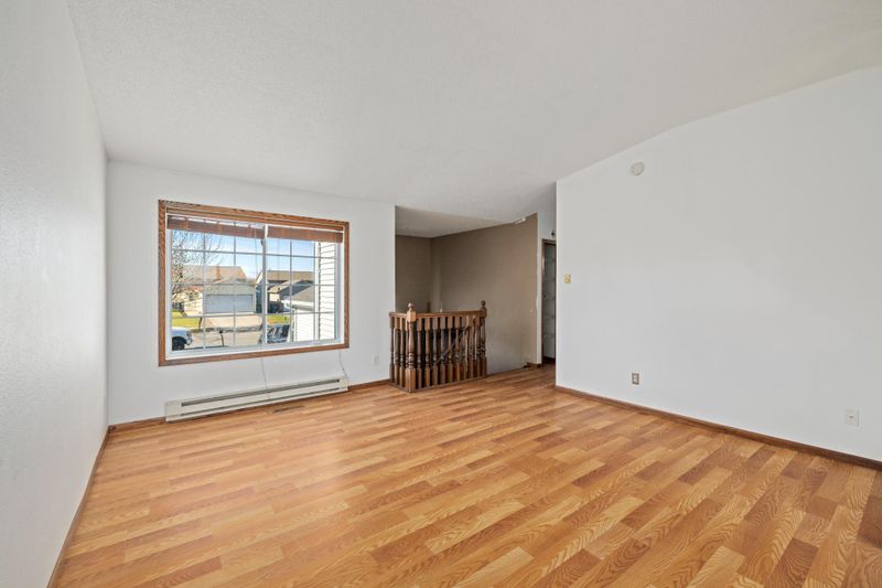 3004 32nd St S, Moorhead, MN 56560