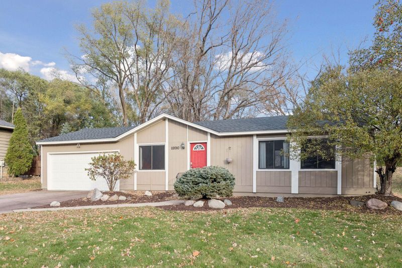 112010 Faber Ln, Chaska, MN 55318