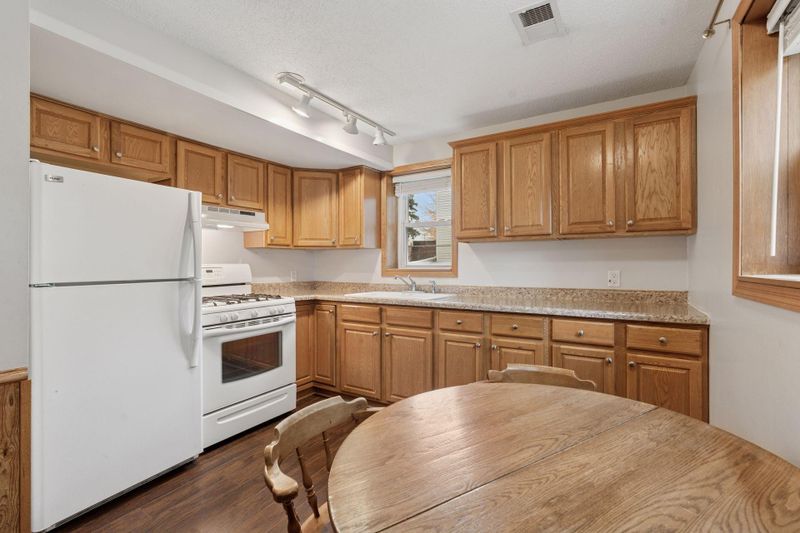 9104 Lexington Ave N, Circle Pines, MN 55014