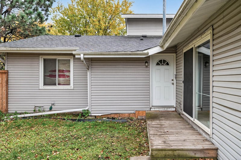 7772 Dunmore Rd, Woodbury, MN 55125