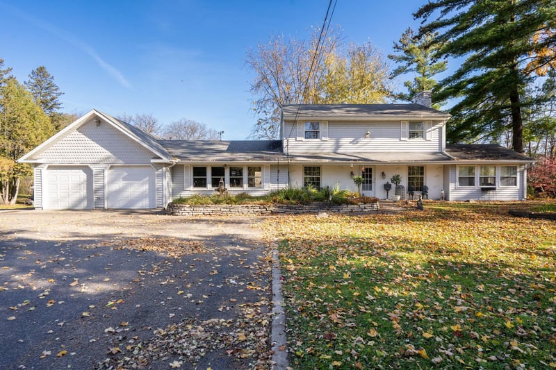 640 Orchard Park Rd, Long Lake, MN 55356