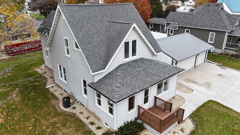 315 3rd St SW, Stewartville, MN 55976