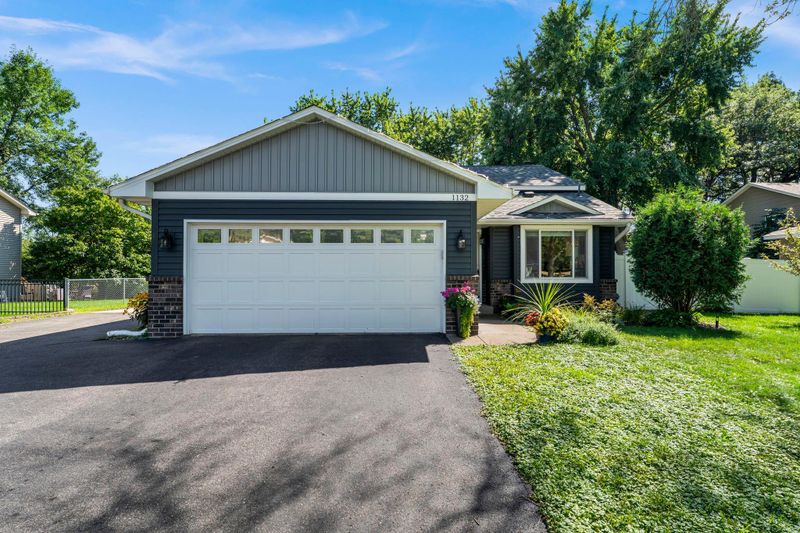 1132 Buchanan Cir NE, Blaine, MN 55434