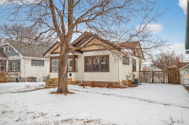 4429 15th Ave S, Minneapolis, MN 55407
