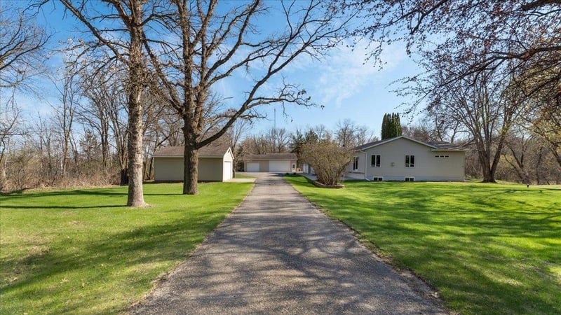 21151 150th St, Sauk Centre, MN 56378