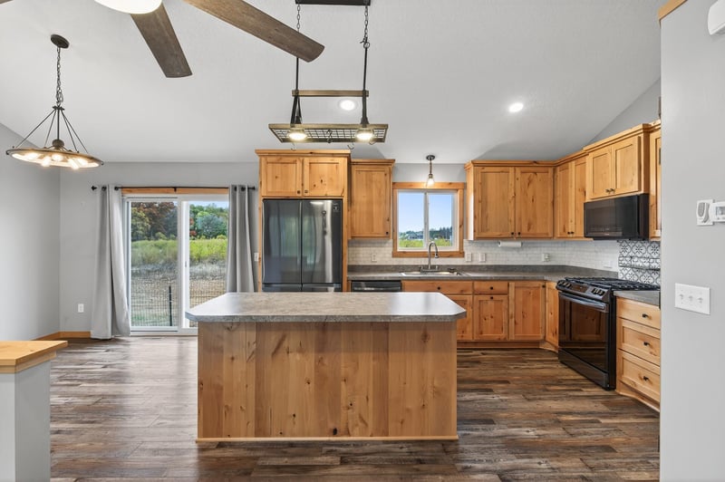 13626 299th Ave NW, Baldwin Twp, MN 55371
