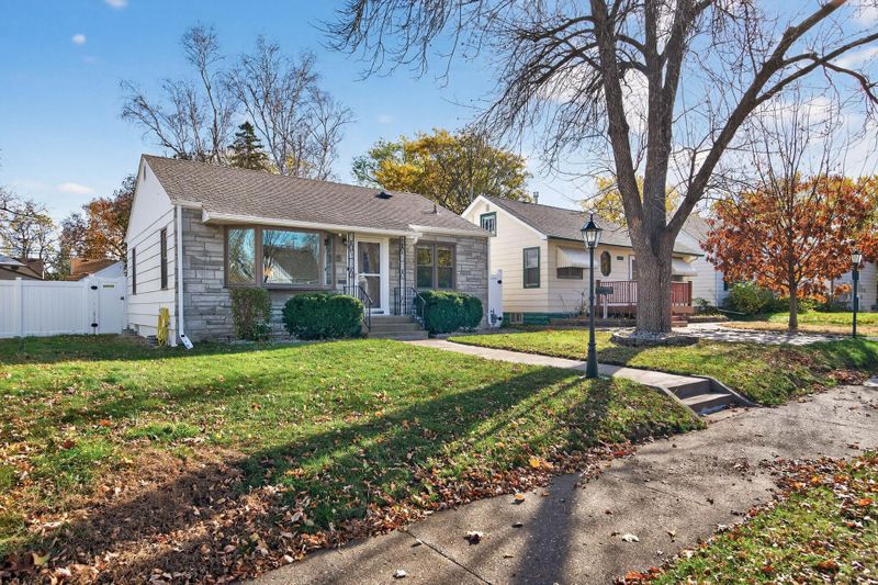 3716 Quail Ave N, Robbinsdale, MN 55422