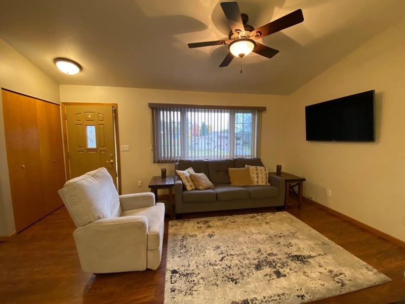 111 W Ridgeview Dr, Starbuck, MN 56381